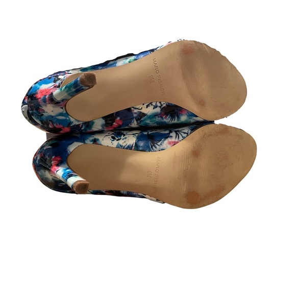 Marc Fisher Blue and Red Pump Heels with Elegant Design Size 9M - Picture 5 of 6